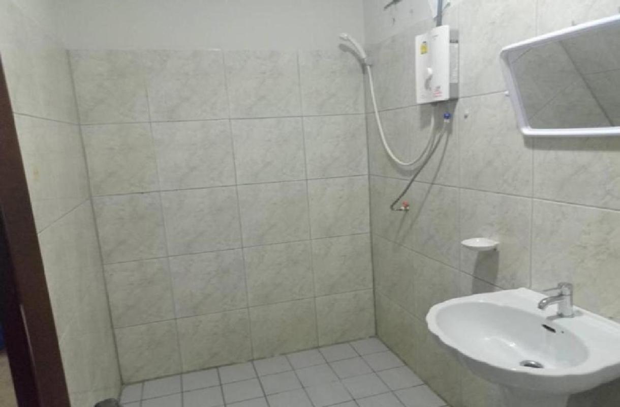 Pluemchai Guesthouse ジョムティエンビーチ エクステリア 写真