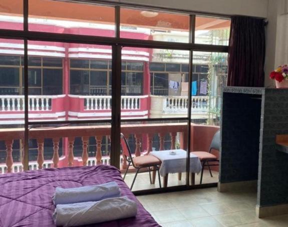 Pluemchai Guesthouse ジョムティエンビーチ エクステリア 写真